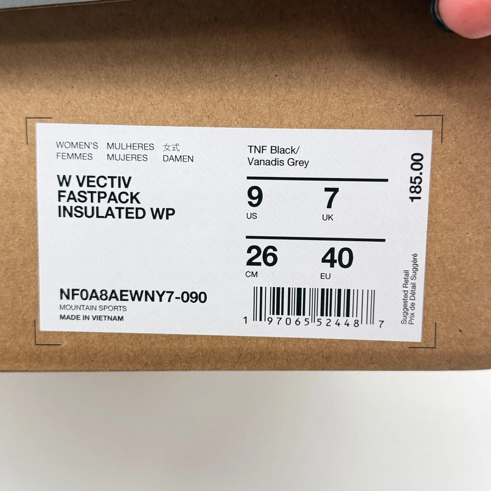 The North Face Vectiv Fastpack Insulated Waterproof Boots NEW in Box Black Sz 9